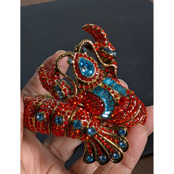 Heidi Daus Jewelry - Heidi Daus Maine Lobster Clamper Bracelet